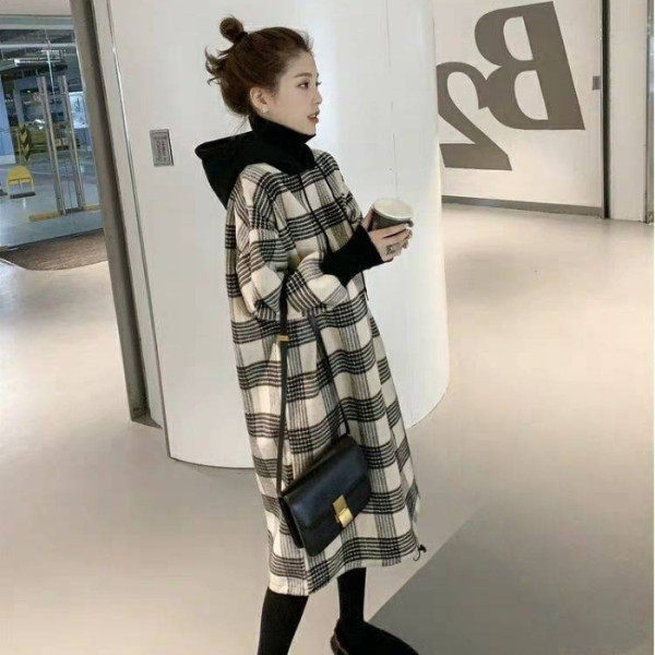 출산 운동복 중간 길이 한국 스타일 느슨한 대형 벨벳 두꺼운 연령 감소 출산 착용 가을 겨울 드레스 겨울