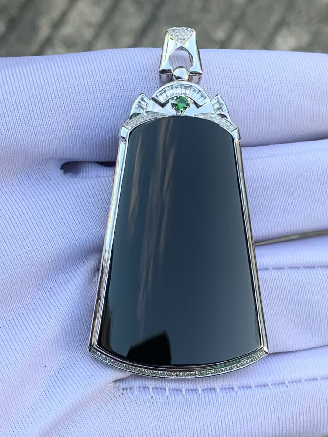 凝墨家天然缅甸翡翠18k白金镶冰种墨翠弧形无事牌吊坠挂件男女款