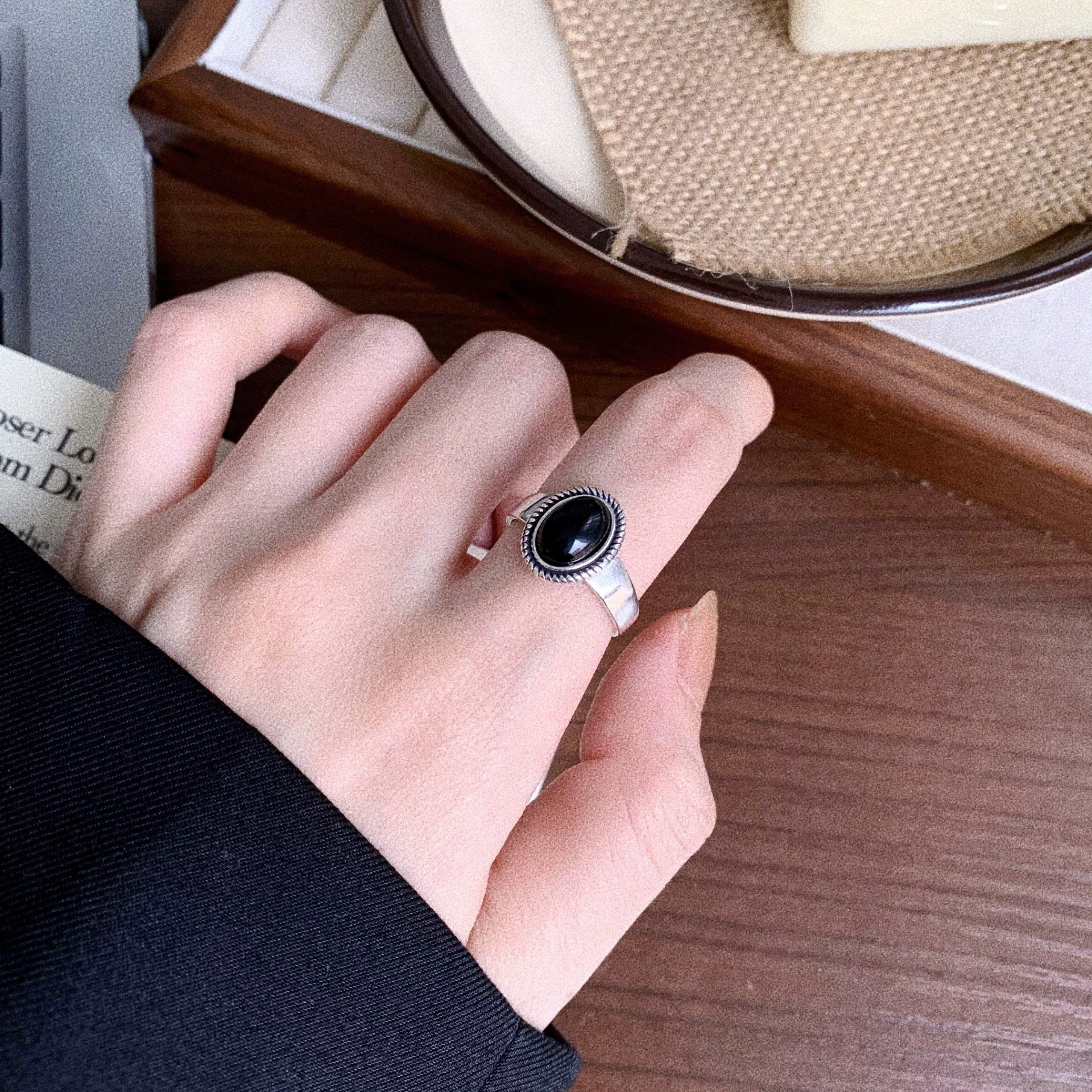 天然缅甸翡翠A货冰种墨翠蛋面戒指925银镶嵌女士戒指开口定制款