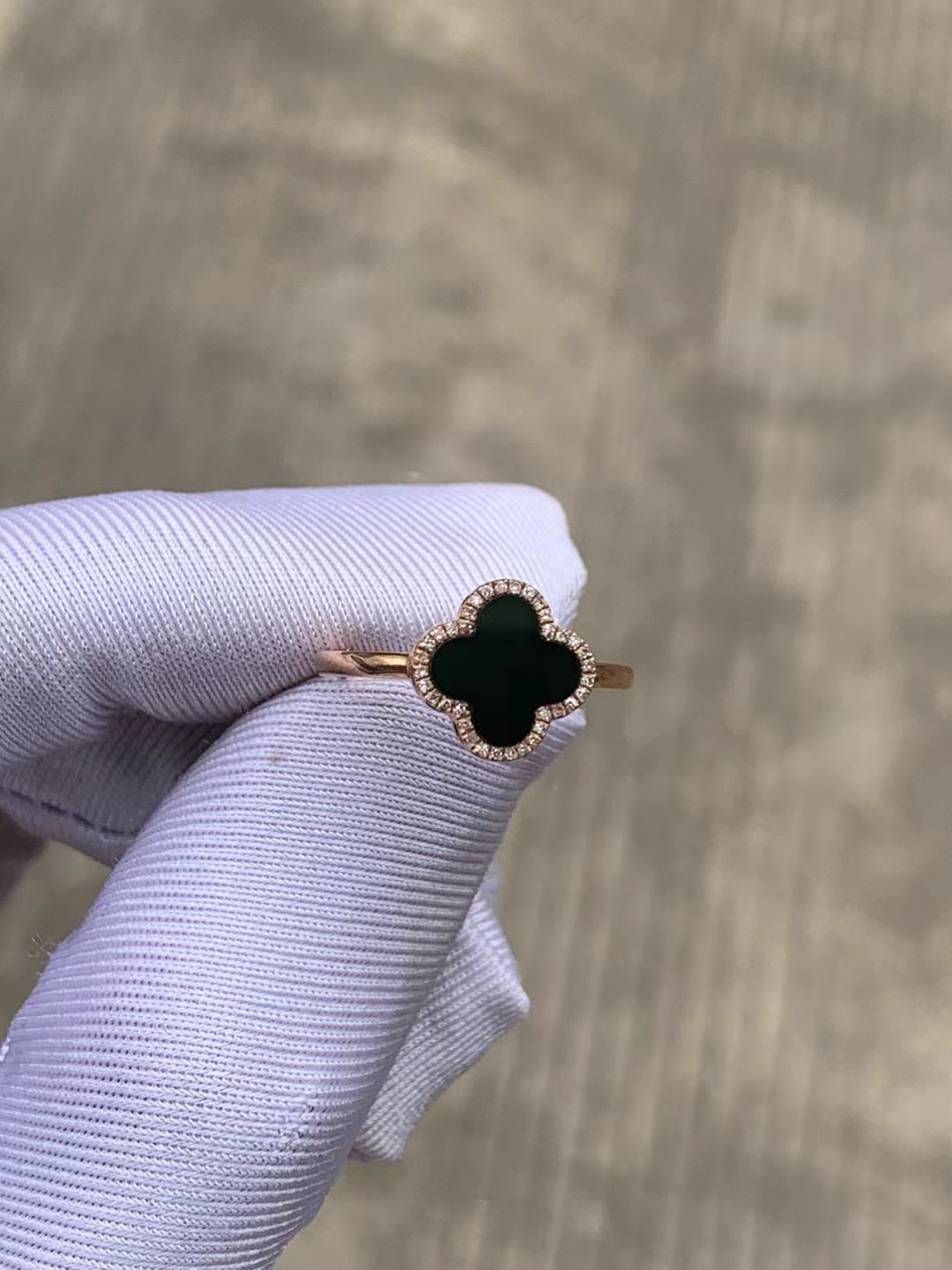 凝墨家天然缅甸翡翠18k玫瑰金满钻镶嵌冰种墨翠四叶草女士戒指