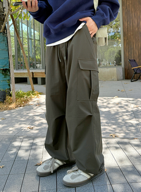 军绿色日系直筒垂感束脚工装裤男生2025新款秋季伞兵宽松休闲裤