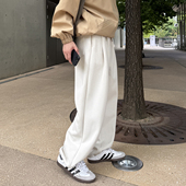 男生2026新款 秋季 运动宽松长裤 米白色打褶直筒卫裤 休闲束脚裤 子