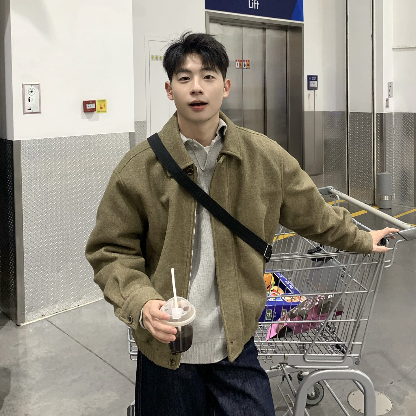 翻领短款夹克毛呢棉服男生韩系冬季新款保暖加厚上衣轻薄棉衣外套