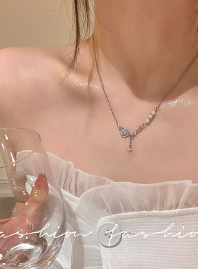 学生新款星球珍珠流苏项链女孩子轻奢小众高级感颈链配饰锁骨链