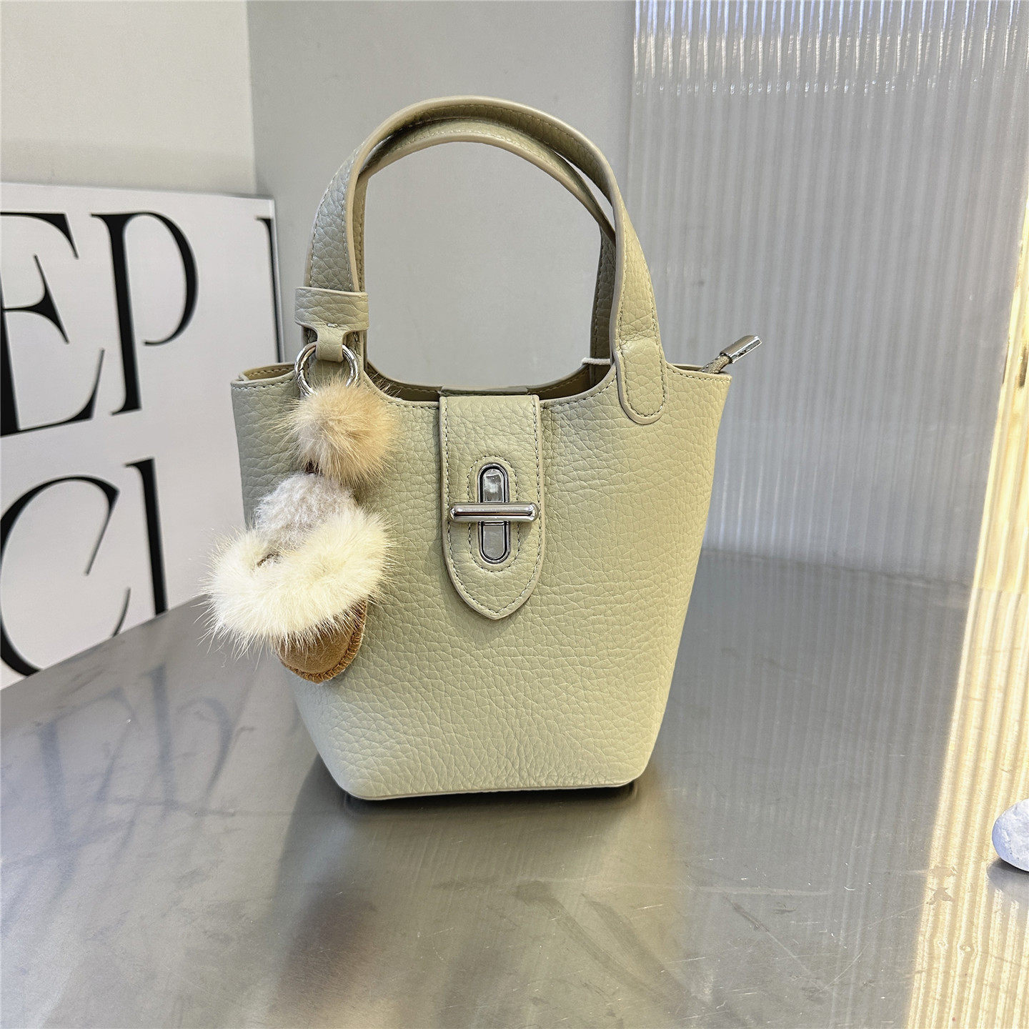 宝戴没有上新2026新款小众菜篮子水桶包女百搭手提单肩斜挎包洋气,箱包皮具/热销女包/男包,通用款女包,淘宝优惠券,粉丝福利购,淘宝优惠卷