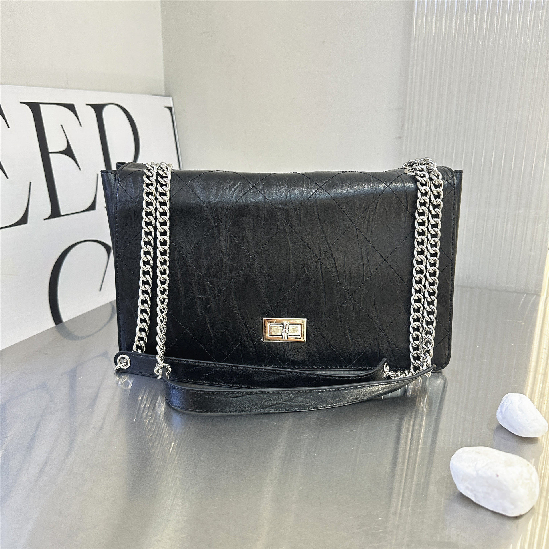 同丰上新2026时尚菱格链条包女黑色油蜡皮单肩斜挎腋下包质感百搭