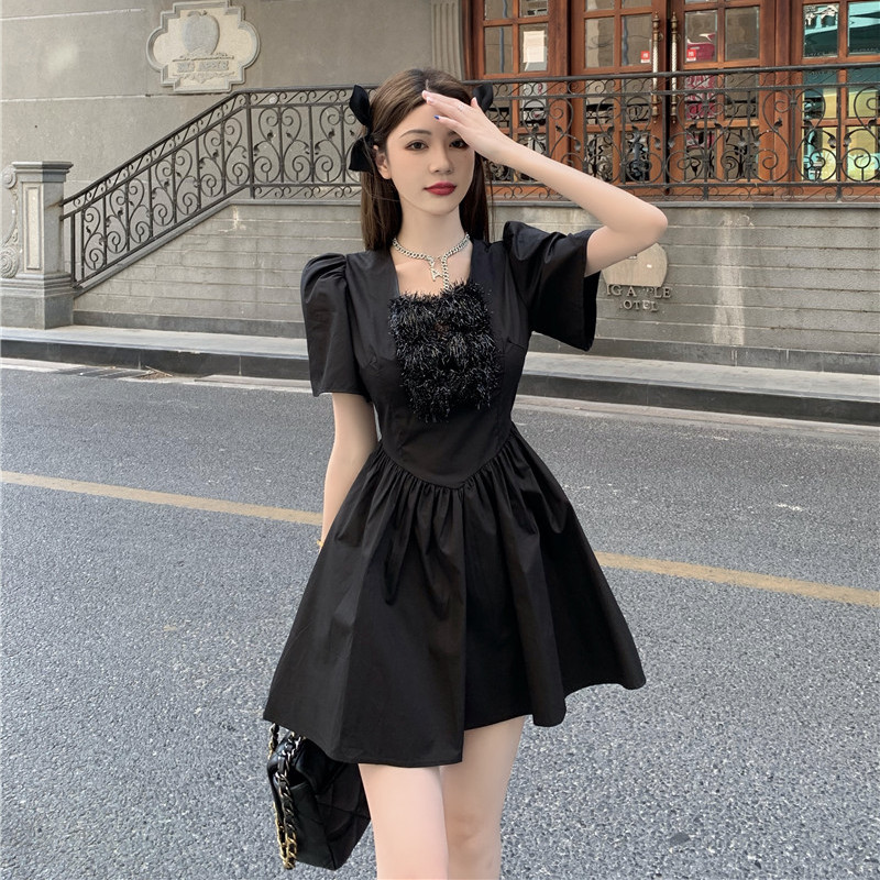 Real shot real price versatile bubble short sleeve slim waist black dress