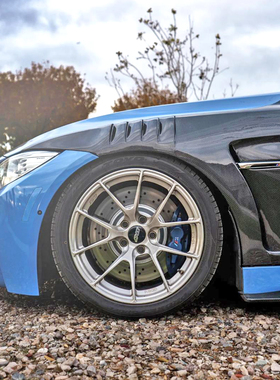 适用宝马BMW M4干碳纤维叶子板前翼子板 F82改装件挡泥板沙板包围