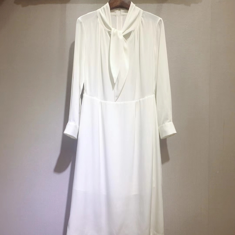 春夏热卖女装V领真丝连衣裙