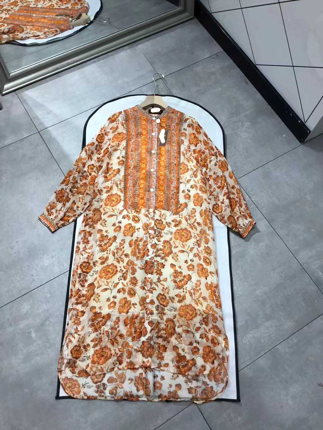 真丝艺术感印花优雅闲适H型