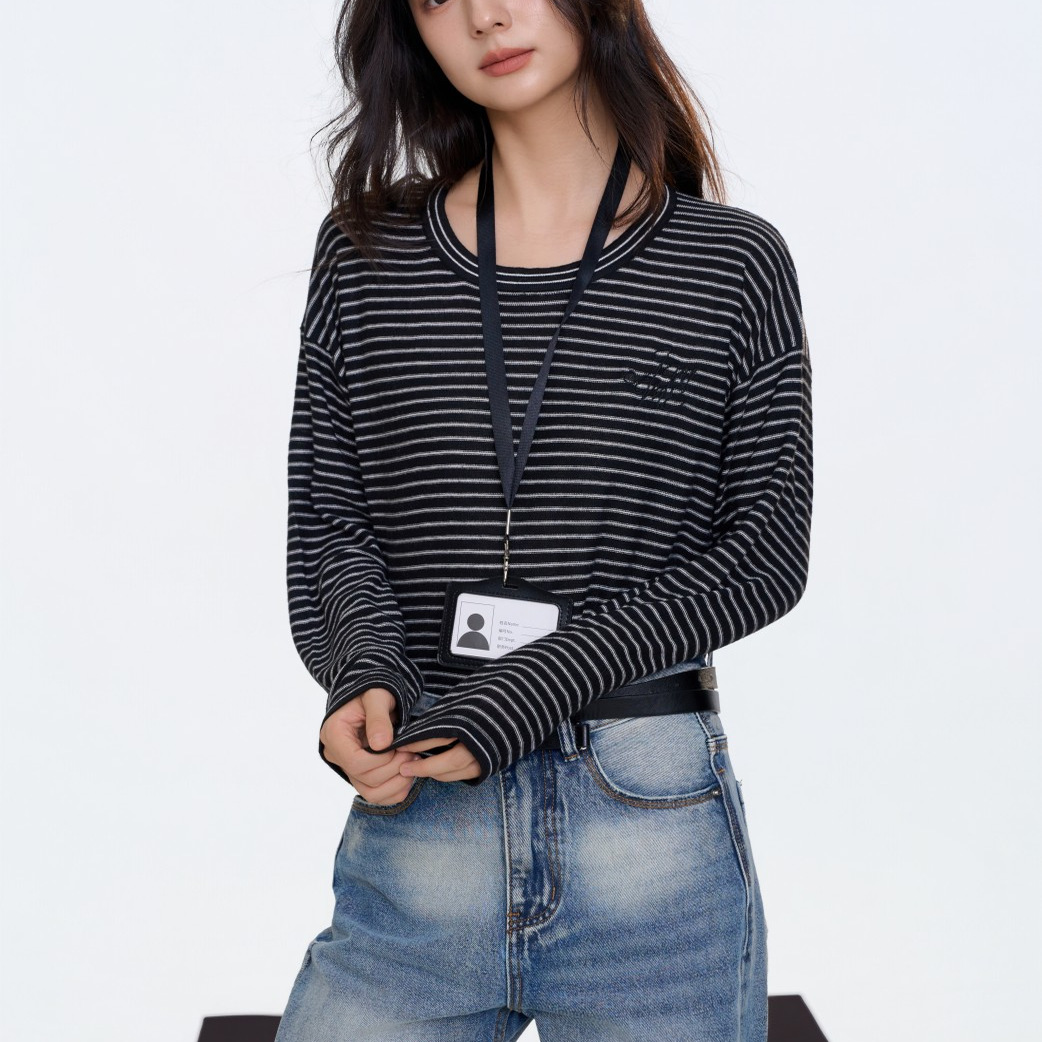 Aimme sparrow 25秋冬字母刺绣条纹打底时尚潮流百搭女上衣修身