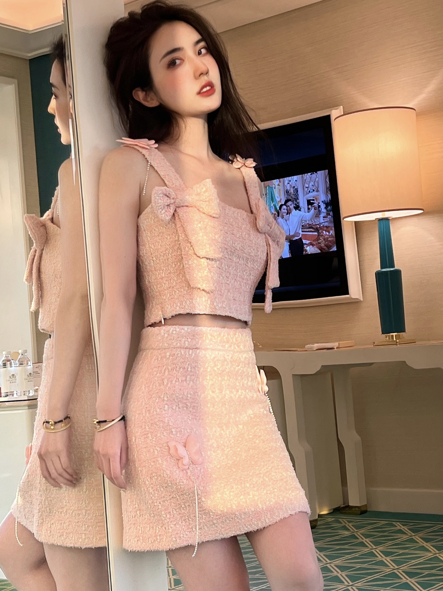 Aimme sparrow粉色小香风蝴蝶结吊带立体蝴蝶短裙时尚套装优雅女