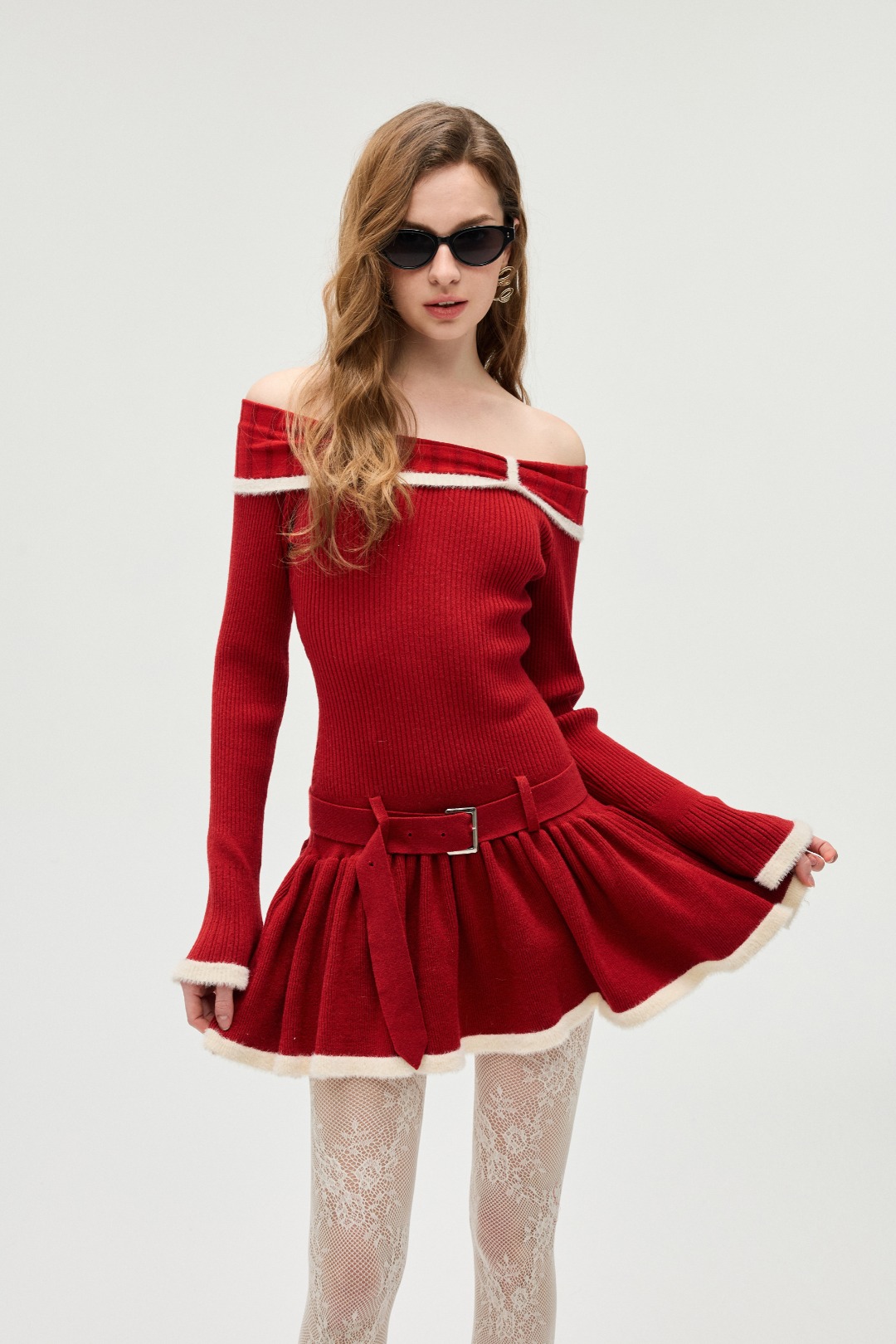 EIMISMOSOL 26春夏一字肩撞色针织连衣裙时尚潮流百搭红色女裙