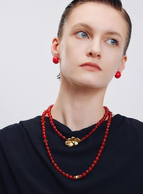 daartemis达弥五花瓣雕刻梅花红玛瑙长项链女红色叠戴串珠项链