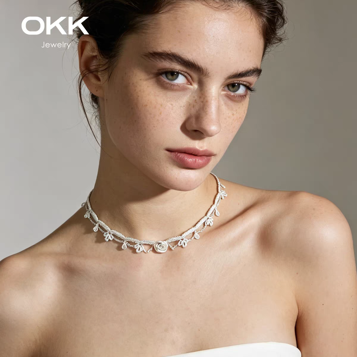 OKK法式复古银白蕾丝镂空锁骨链