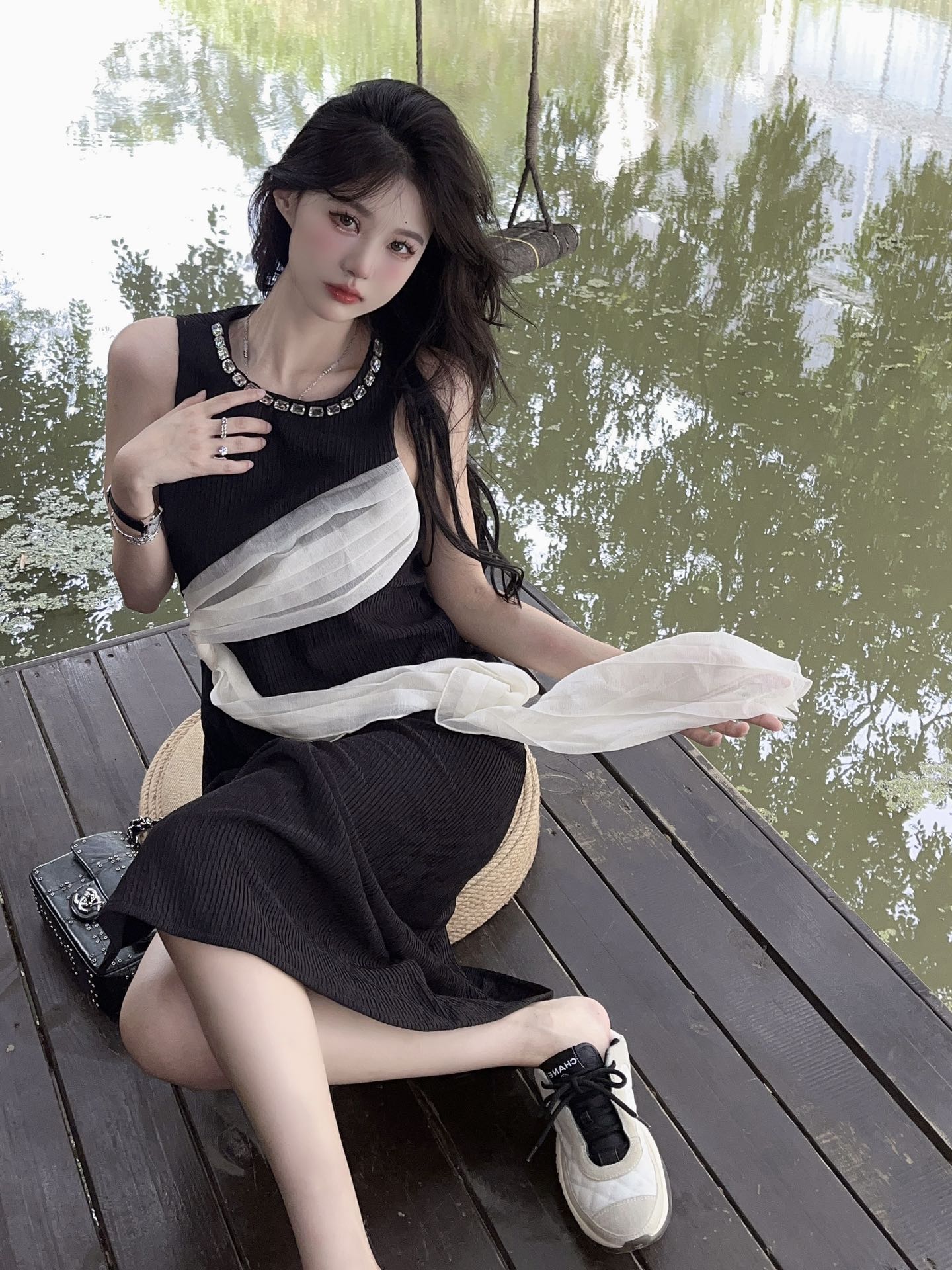 Aimme sparrow新款钻扣飘带连衣裙时尚优雅气质高级感女裙