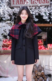 GUO 25秋冬黑色星空格纹系带斗篷收腰羊毛大衣 JINGYI