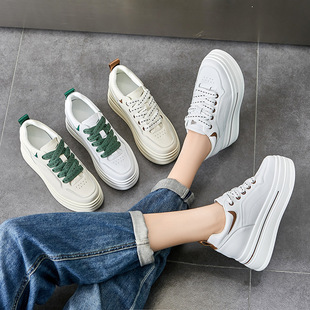 2026年新款厚底内增高小白鞋真皮休闲系带松糕鞋小码女鞋32 33