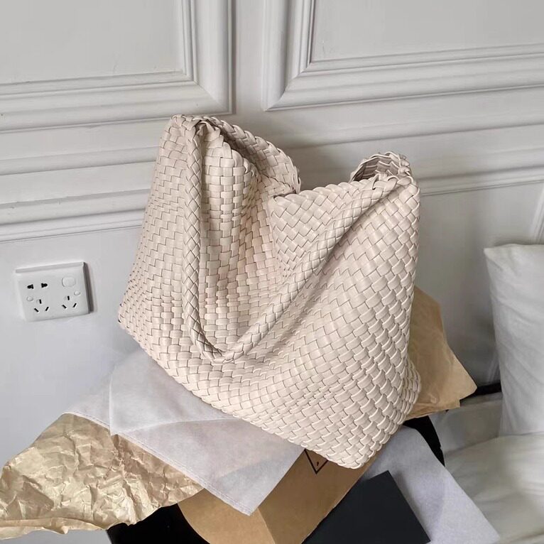 手工编织包大容量单肩托特包2025新款时尚通勤女包手提腋下水桶包