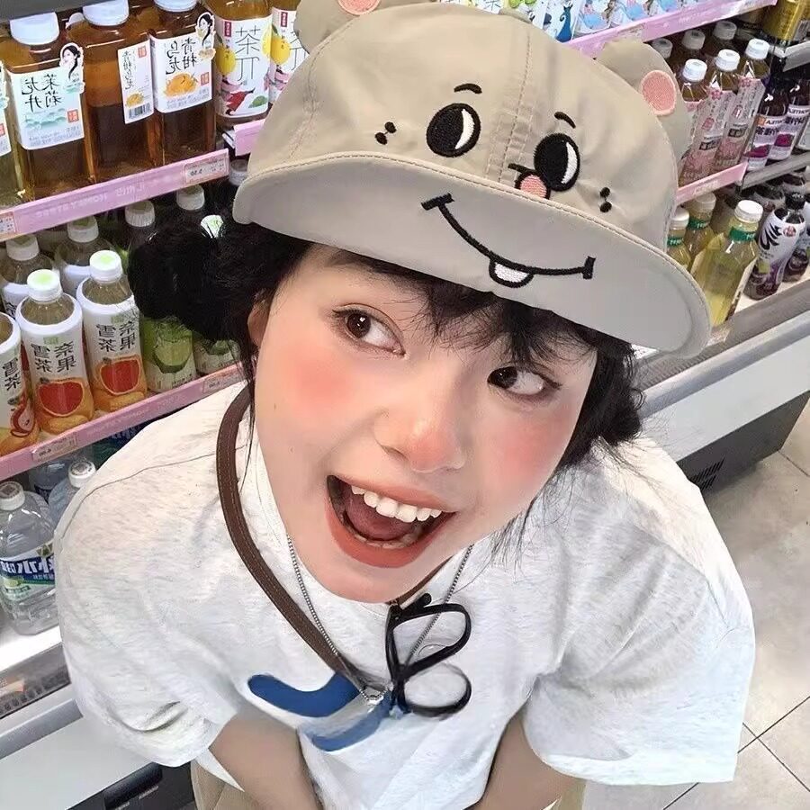 灵动小老鼠可爱超萌灰耗子鸭舌帽