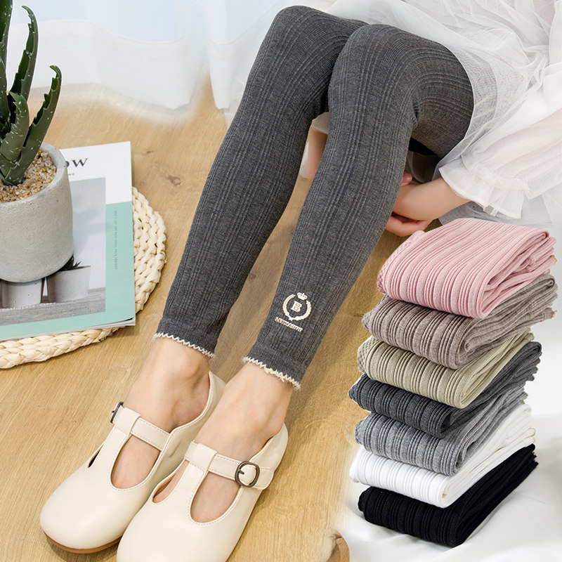 女童打底裤春秋款宝宝纯棉洋气外穿薄款舞蹈裤徽章九分白色连裤袜