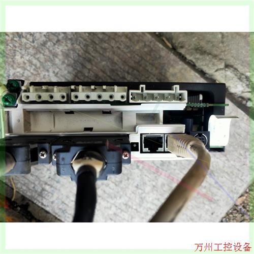议价直拍不发:驱动器MSDB045A1A11,进口拆机的,外壳破!做配