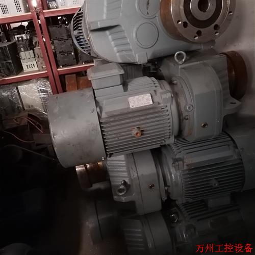 议价直拍不发:F系列减速机fa97减速机平行轴斜齿轮硬齿面减速轴