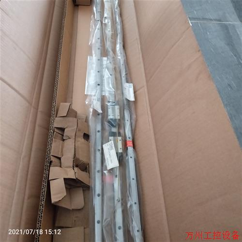 议价直拍不发:全新日本THK直线导轨SHS15V2QZUU+1680L带价