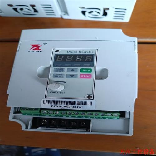 议价直拍不发:(请询价)富凌变频器 DZB200M001.5L2A1实物图