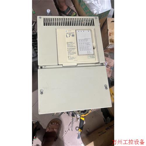 议价直拍不发:安川L7变频器、CIMR-L7B4022,电梯专用,实物拍照