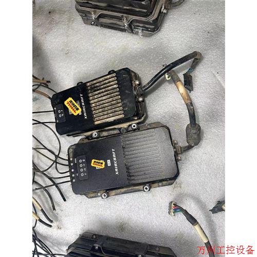 议价直拍不发:  153-1AA01原装拆机,功能包好,实物照片.