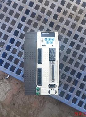 议价直拍不发:A4伺服驱动器1KW,MDDDT3530053,二手拆机