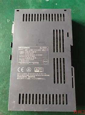 议价直拍不发:三菱伺服驱动器MR-J3W-0303B6-MN012实物图.