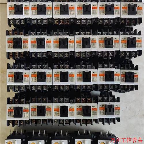 议价直拍不发:(请询价)交流接触器:SC-4-0,线圈110v。实物拍摄成