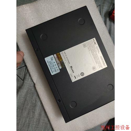 议价直拍不发:H3C MSG360-4   无线AC控制器管理。带4个授权