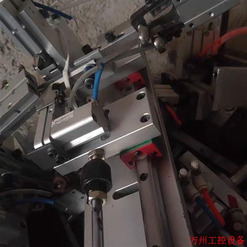 议价直拍不发:囗罩机汽动滑台。,议价