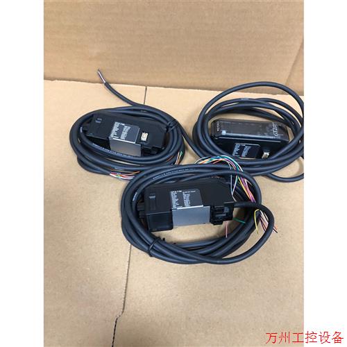 议价直拍不发:基恩士原装、GT2-71N GT2-72N 实物图拍摄、有需