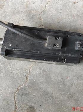 议价直拍不发:询价施耐德伺服电机BCH0802O12A1C 成色如图,喜欢