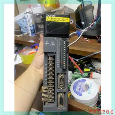 议价直拍不发:信捷驱动器DS2-20P2-AS功能包好,成色实拍少了一