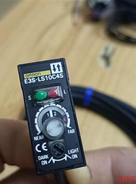 议价直拍不发:库存原装日本产E3S-LS10C4S光电开关,无包