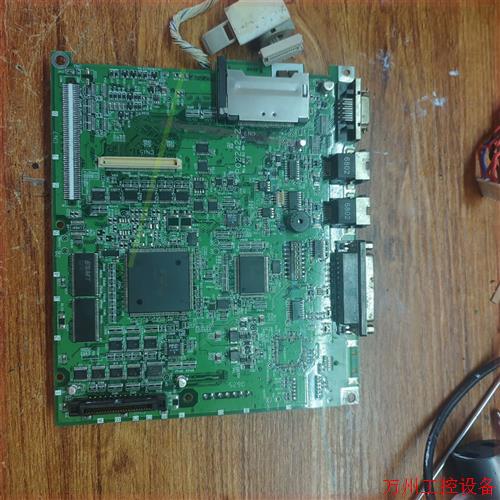 议价直拍不发:UG430H-SS1触摸屏主板型号P02242-2,屏幕