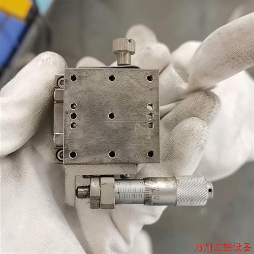 议价直拍不发:(请询价)XY轴不锈钢移动平台,二手拆机有7-8个