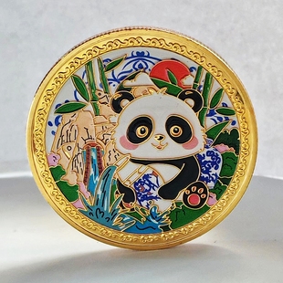 2025年国宝熊猫彩色镀金纪念币纪念章收藏币旅游景点45mm金币硬币
