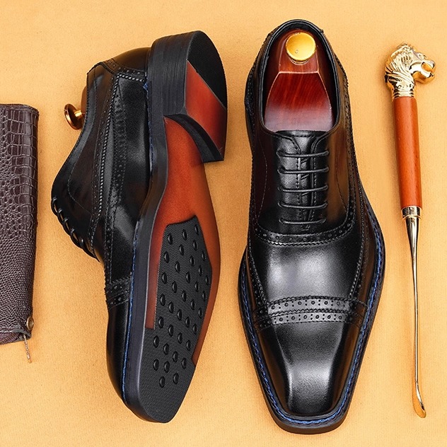 阿斯顿名爵2025新款英伦厚底皮鞋