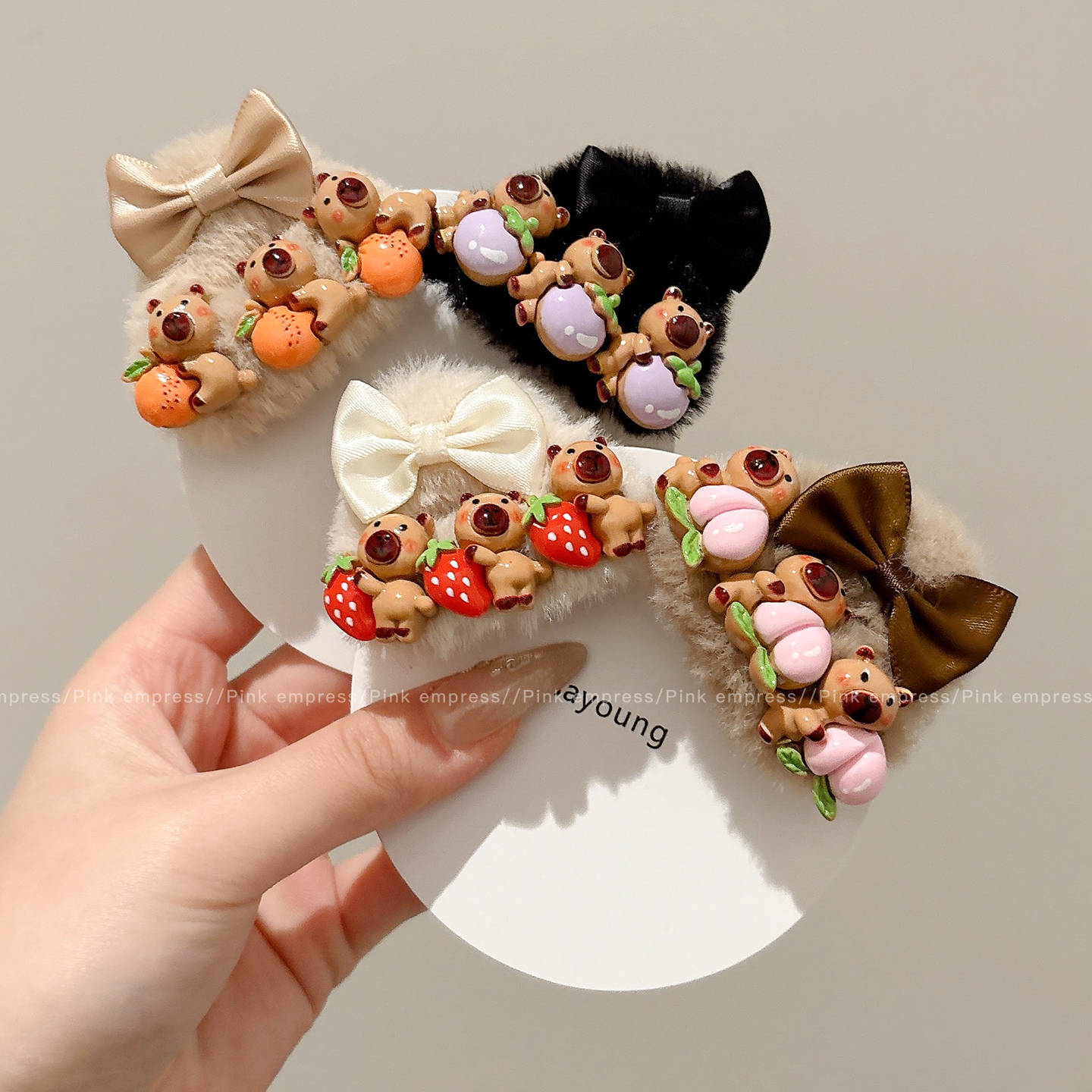 毛绒蝴蝶结小熊抓夹女2025新款秋