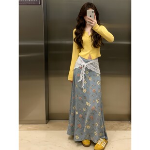 一整套ootd穿搭韩系小香风黄色针织开衫蓝色印花半身裙套装女秋冬