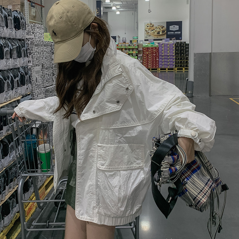 22新款！！现货！！宽松运动风校服风风衣Q120P135K188,女装短外套,两个王小姐