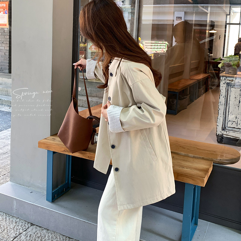 新款现货经典款中长款风衣Q186P165K268,女装风衣,两个王小姐