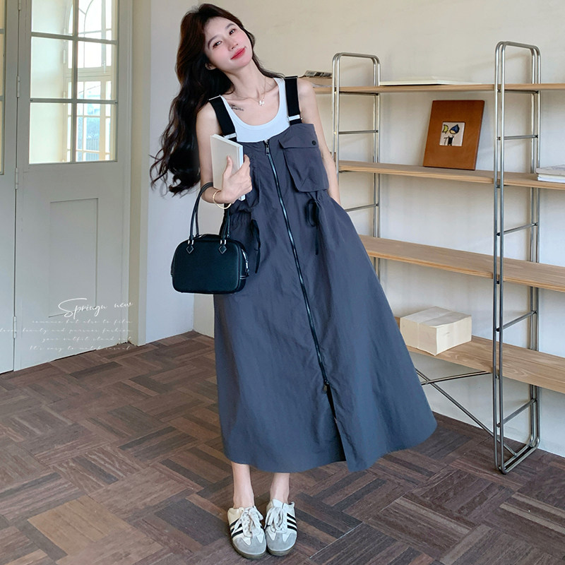 新品！现货！两色入背带工装裙C275P125K208，女装连衣裙，两个王小姐