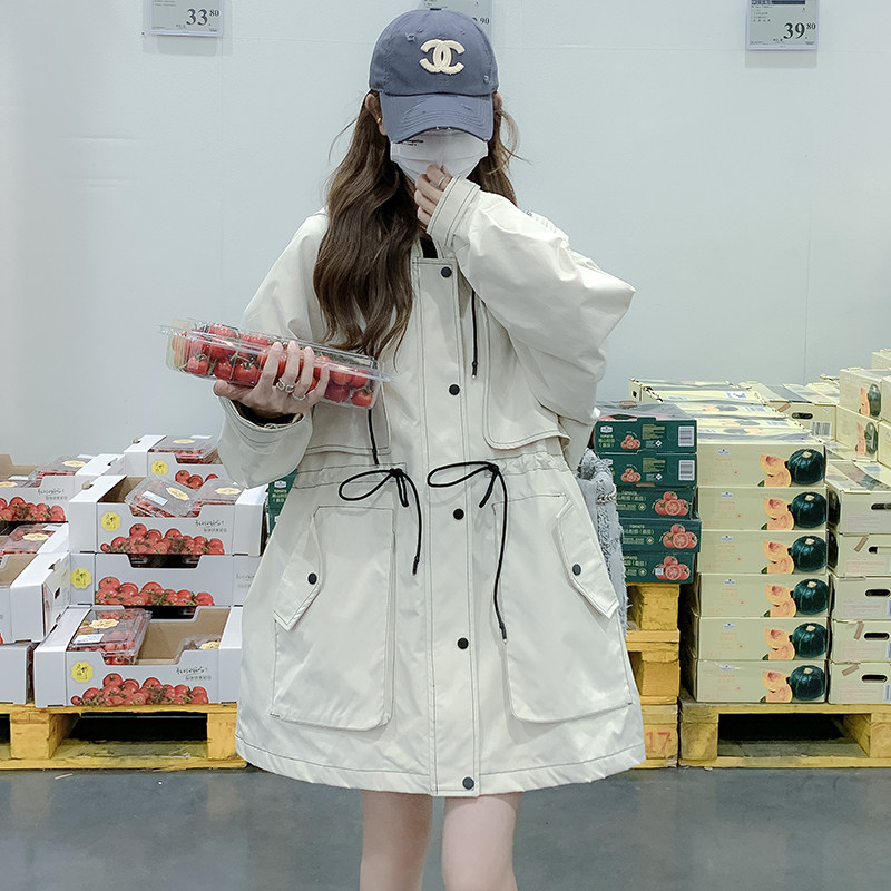 圆领厚款连帽中长款女休闲风风衣防水防风户外情侣女款运动时尚,女装风衣,两个王小姐